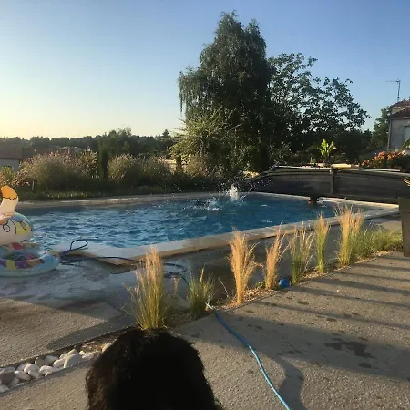 Le 7ter, Maison Calme Piscine Partagée