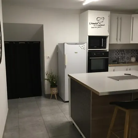 펜션 Le 7ter, Maison Calme Piscine Partagee