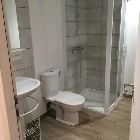 Le 7ter, Maison Calme Piscine Partagee Дом отдыха *