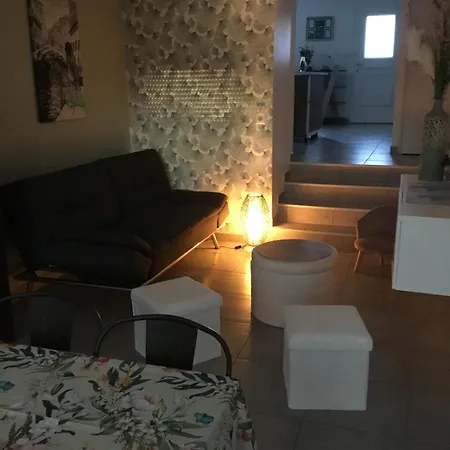 Le 7ter, Maison Calme Piscine Partagee * 생 로랭 쉬르 세브르