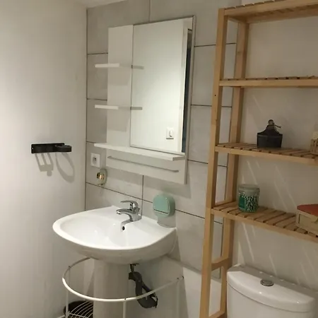 Дом отдыха Le 7ter, Maison Calme Piscine Partagee Сен-Лоран-сюр-Севр