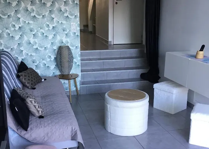 Hébergement de vacances Le 7ter, Maison Calme Piscine Partagee